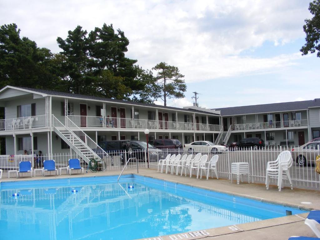 Riviera Motel Mackinaw City Exterior foto